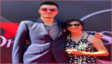 Unveiling The Enchanting World Of Julia And Glen Edey: Nature's Storytellers